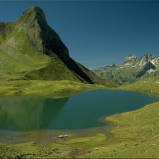 Einer der schönsten und höchsten Bergseen der Alpen: Der Große Rappensee auf fast 2100 m Höhe.